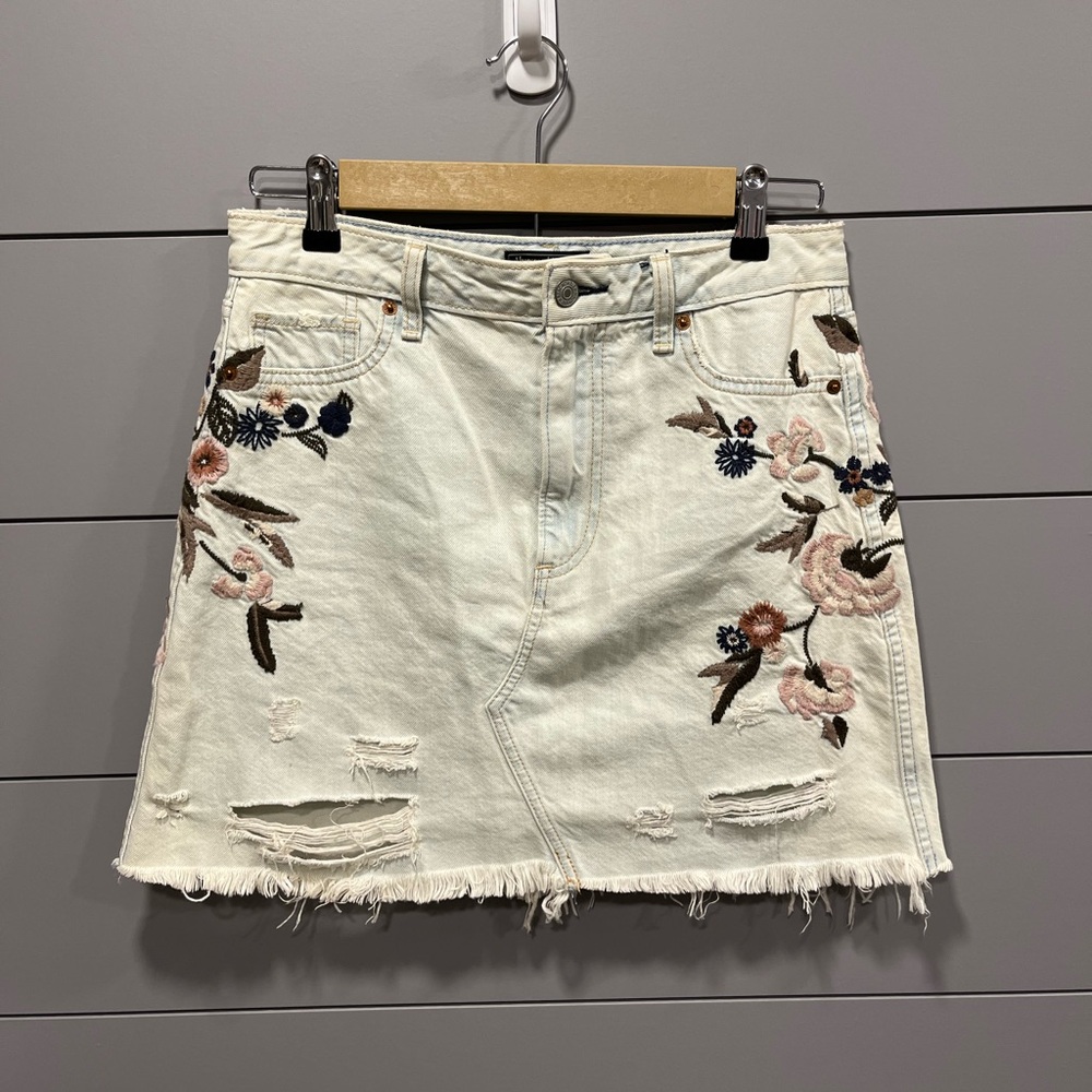 Abercrombie and Fitch distressed jean skirt. Size 27